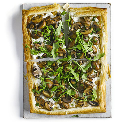 Mushroom, ricotta & rocket tart