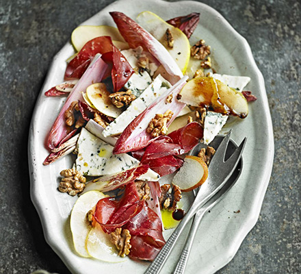 Shaved pear, cheese & bresaola salad