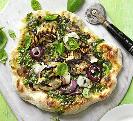 Pesto pizza with aubergine & goat’s cheese