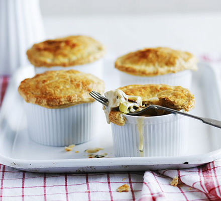 Chicken & leek pot pies