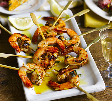 Smoked paprika prawn skewers