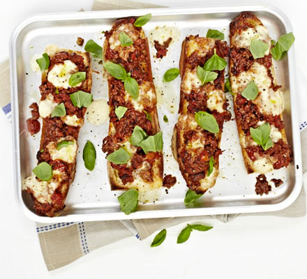 Sloppy Joe pizza breads