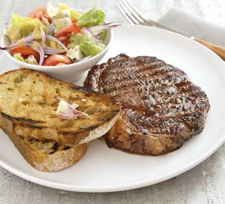 Steak sandwich on a plate