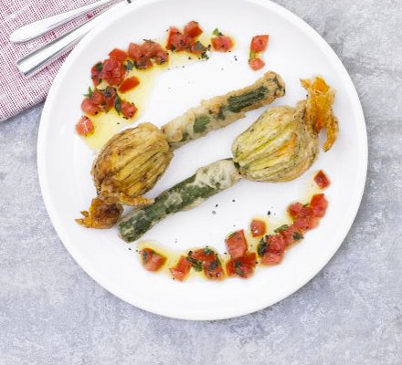 Stuffed courgette flowers