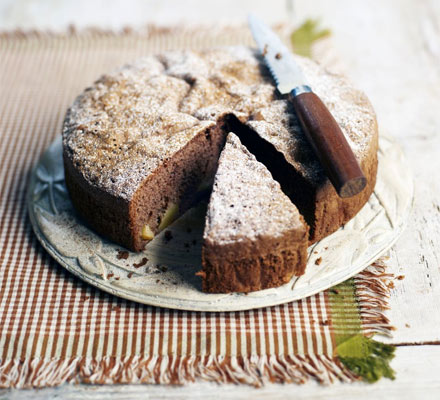 Country apple cake