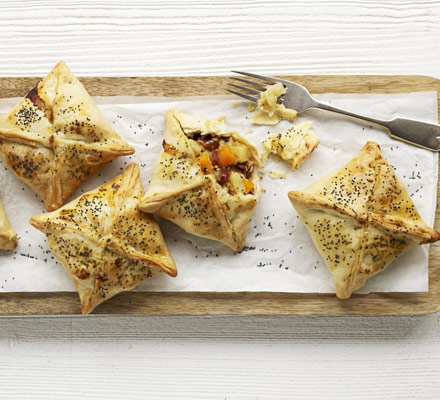 Potato, cheddar & red onion pasties