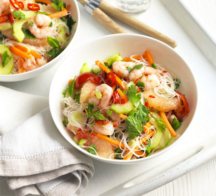 Prawn & pink grapefruit noodle salad