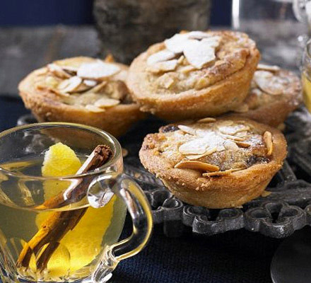 Stollen mince pies