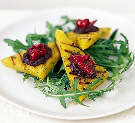 Polenta bruschetta with tapenade