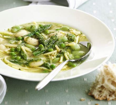 Springtime minestrone