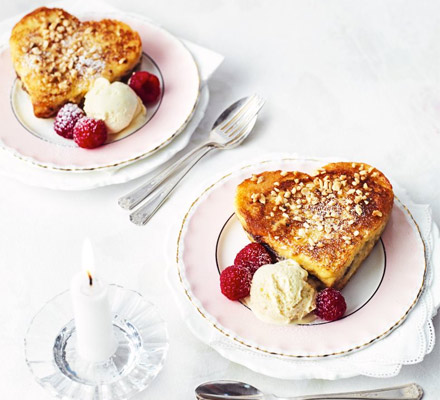 Sweetheart choc & hazelnut sandwiches