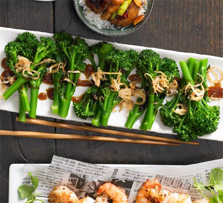 Thin-stemmed broccoli with hoisin sauce & fried shallots