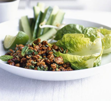 Thai minced chicken salad