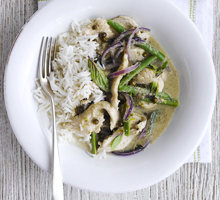 Speedy green chicken curry