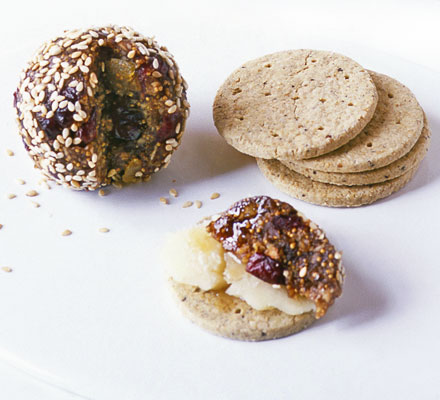 Spanish fig & almond balls