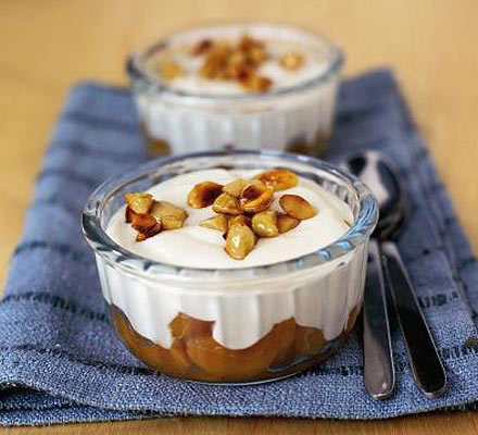 Warm apricot & almond pots