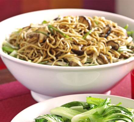 Gingery shiitake noodles