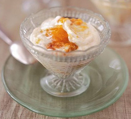 Apricot yogurt fool