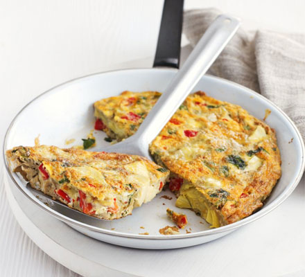 Artichoke & roasted red pepper soufflé omelette