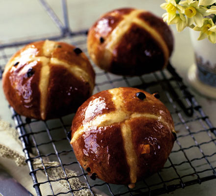 Cheat’s hot-cross buns