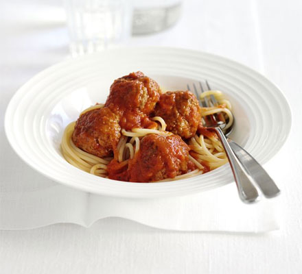 Pork meatballs in red pepper sauce