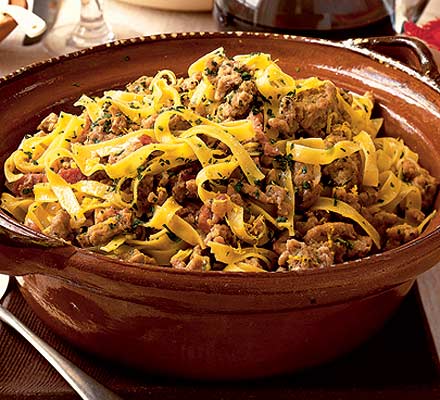 Tagliatelle with a lemon pork ragù