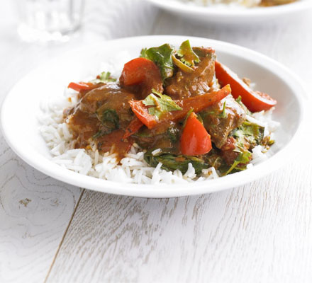 Speedy lamb & spinach curry