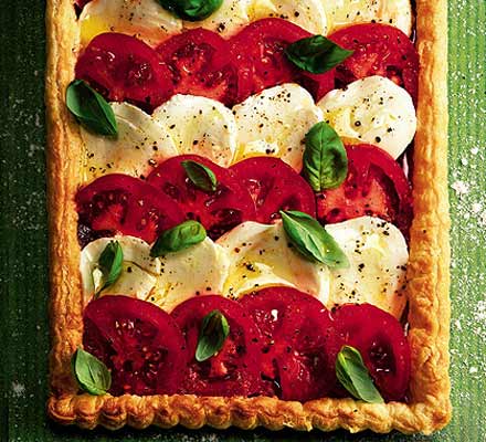 Tomato & mozzarella tart with roast pepper pesto