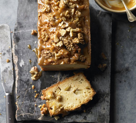 Caramel apple loaf cake