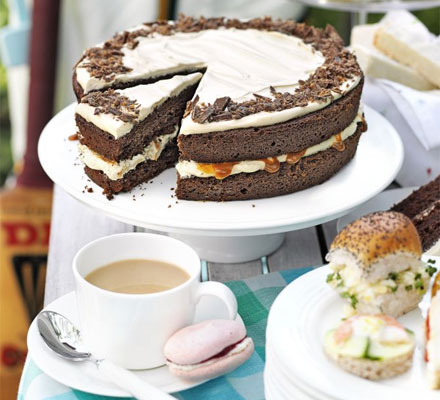 Chocolate caramel cake