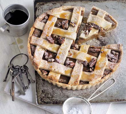 Butternut, maple & pecan lattice pie