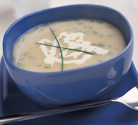 Jerusalem artichoke & horseradish soup