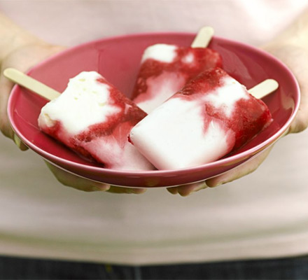 Raspberry coconut ices