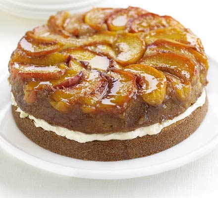 Upside-down peaches & cream cake