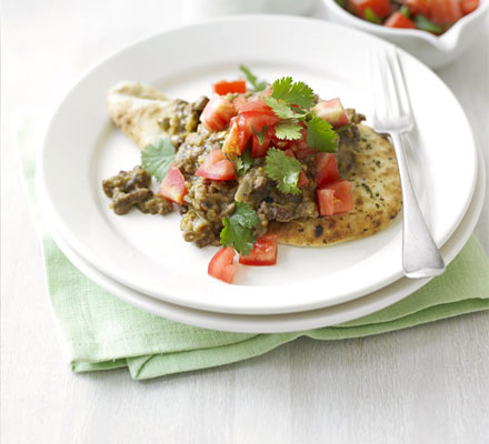 Indian mince with fresh tomato salad