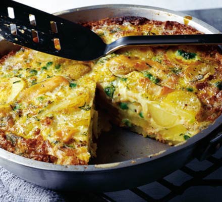 Smoked salmon & pea frittata