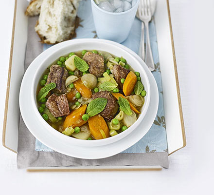 Minted lamb & pea stew