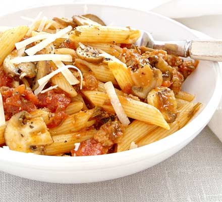 Quick sausage Bolognese