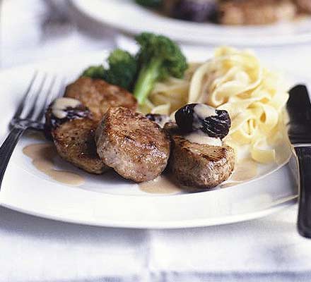 Pan-fried pork with crème fraîche & prunes