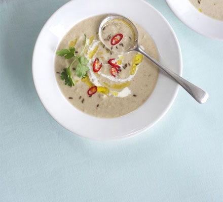 Spiced parsnip soup