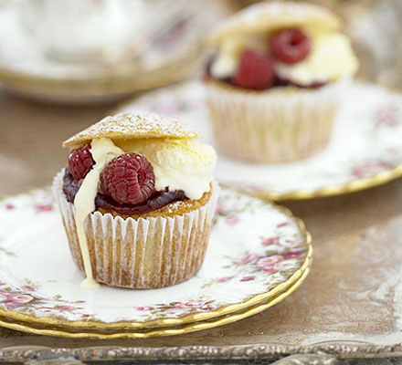 Clotted cream splits