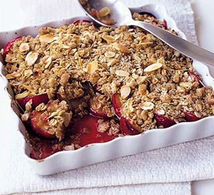 Maple plum crumble