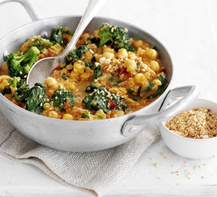 Chickpea, tomato & spinach curry