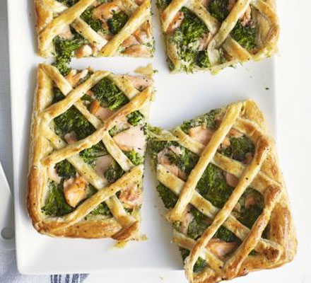 Salmon & broccoli lattice tart