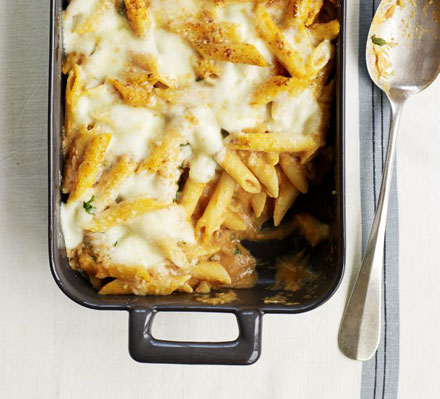 Tomato & mascarpone pasta bake