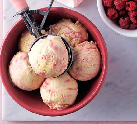 Raspberry ripple ice cream