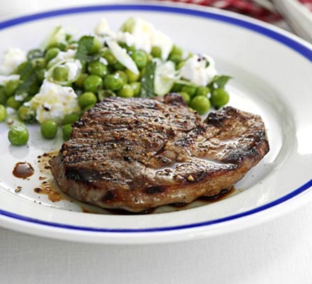 BBQ lamb with peas, mint & feta