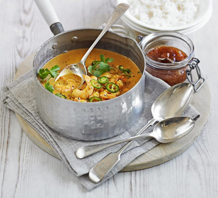 Quick prawn, coconut & tomato curry