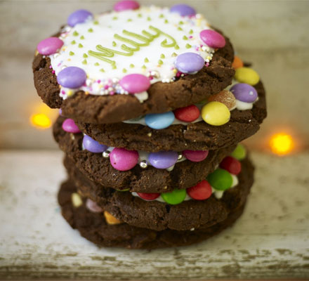 Edible name place biscuits