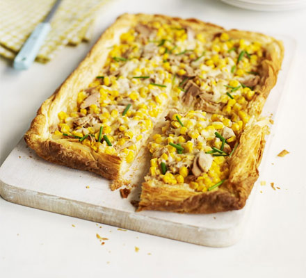 Tuna & sweetcorn slice